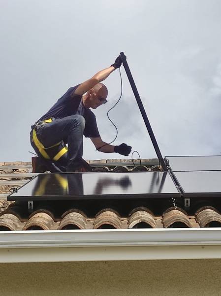 Votre soleil, notre expertise, vos économies - avec Volta X.